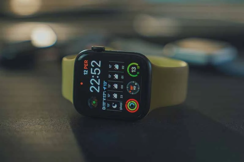 smartwatch details
